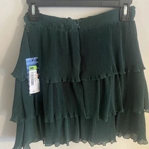 HYFVE Skirt Women’s Size S Dark Green Tiered Lined Pull On Fun Twirl